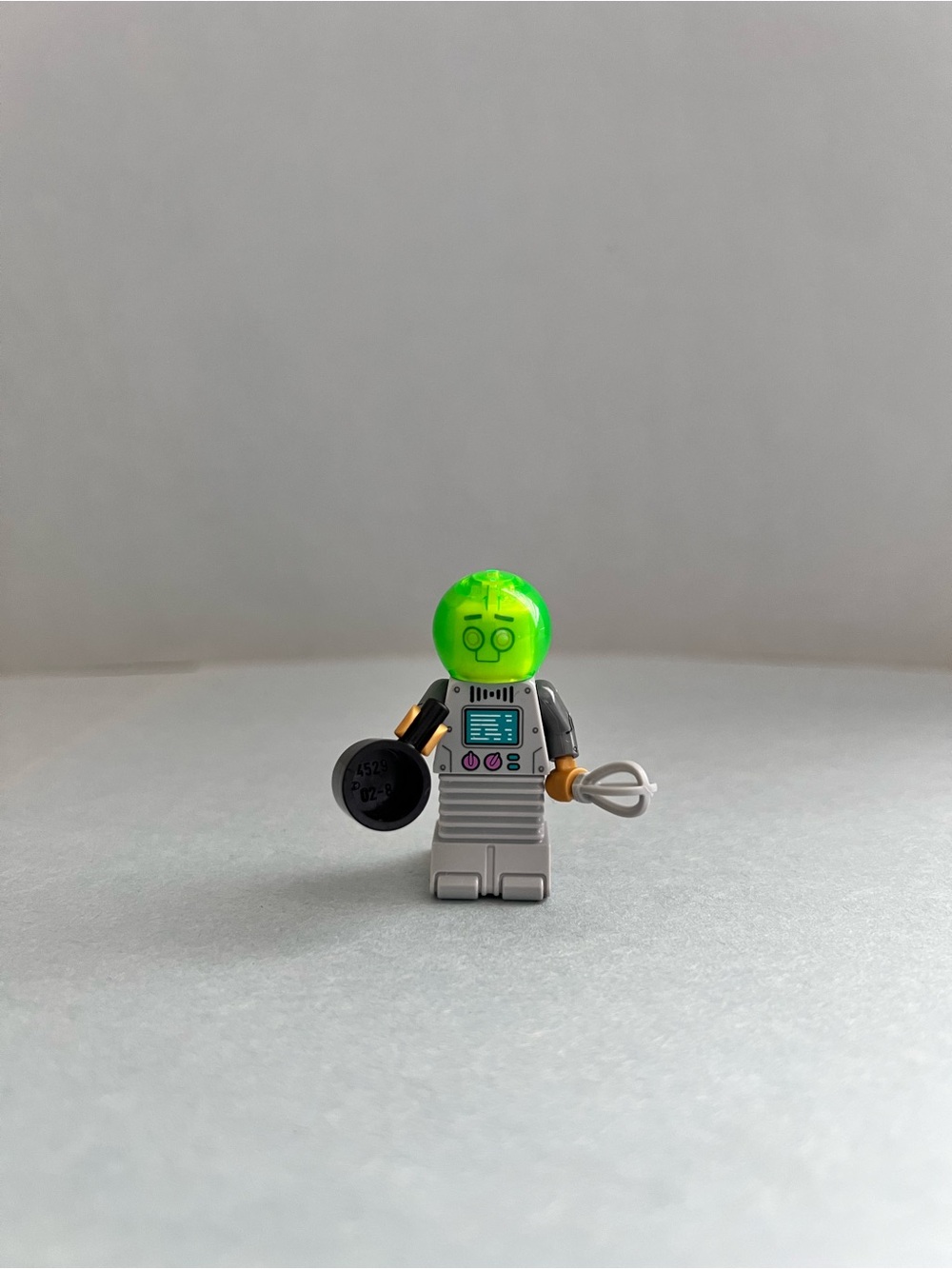 LEGO Minifigure Series 26 Space Robot Butler Minifigure